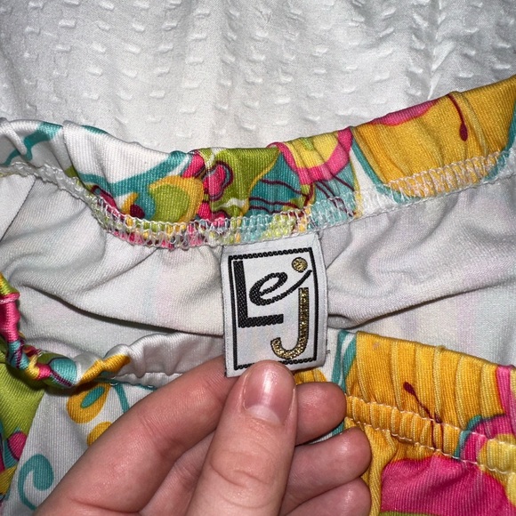 Mid thigh skirt/ size small / multi color - Picture 3 of 3